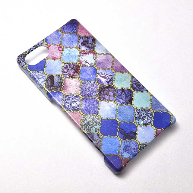 Royal Purple Mauve and Indigo Decorative Moroccan Tile Pattern Xperia Z5 Compactケース